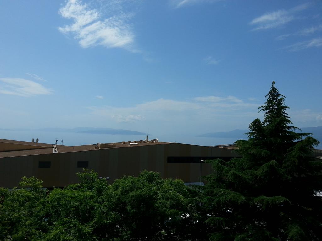 Apartment Panoramic View Of Kvarner - Free Parking Rijeka Værelse billede